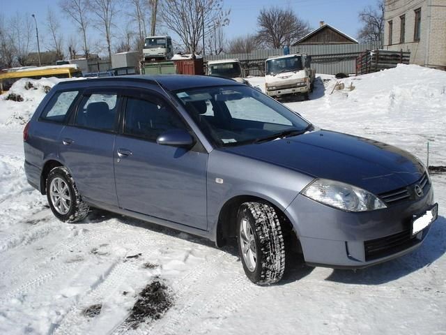 2003 Nissan Wingroad