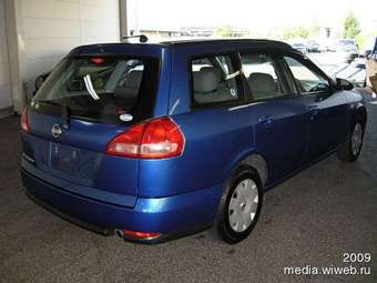 2003 Nissan Wingroad Pictures