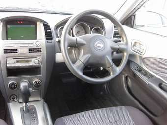 2003 Nissan Wingroad Images