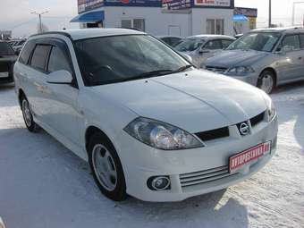 2003 Nissan Wingroad Photos