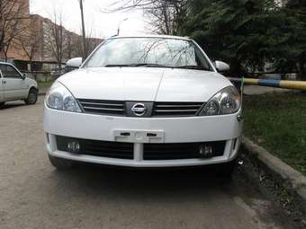 2003 Nissan Wingroad Images