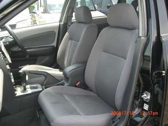 2003 Nissan Wingroad Pictures