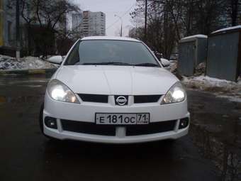 2003 Nissan Wingroad Pictures
