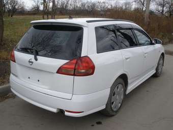 2003 Nissan Wingroad Pictures