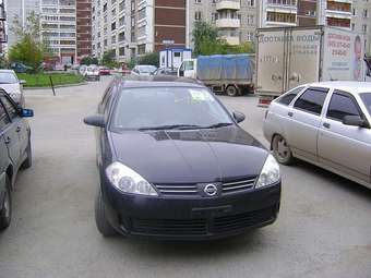 2003 Nissan Wingroad Pictures