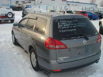2003 Nissan Wingroad Images