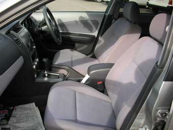 2003 Nissan Wingroad Pictures