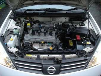 2003 Nissan Wingroad Images