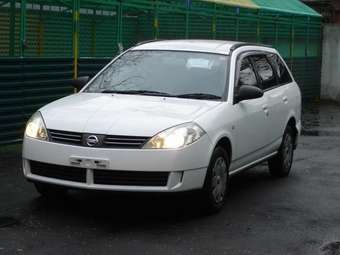 2003 Nissan Wingroad Pictures