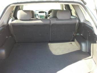 2003 Nissan Wingroad Pictures