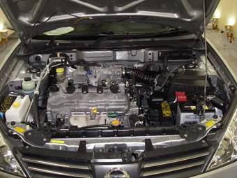 2003 Nissan Wingroad Photos