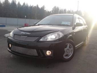2003 Nissan Wingroad Photos