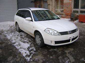 2003 Nissan Wingroad Photos