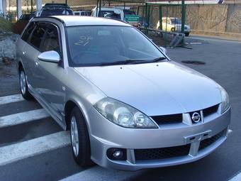 2003 Nissan Wingroad Photos