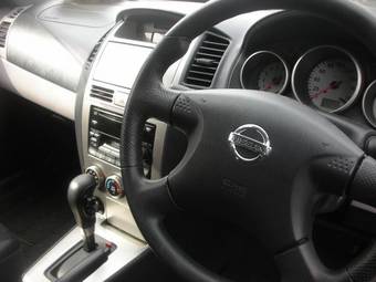 2003 Nissan Wingroad Pictures