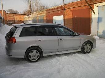 2003 Nissan Wingroad Pictures