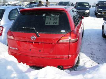 2003 Nissan Wingroad Pictures