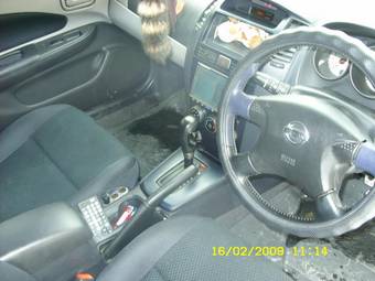 2003 Nissan Wingroad Photos