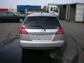 2003 Nissan Wingroad Pictures