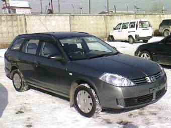 2003 Nissan Wingroad Photos