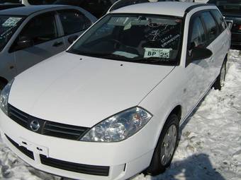 2003 Nissan Wingroad Photos