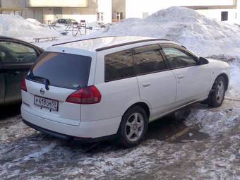 2003 Nissan Wingroad Photos