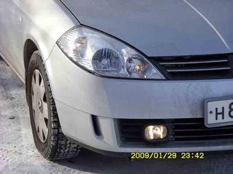 2003 Nissan Wingroad Pictures