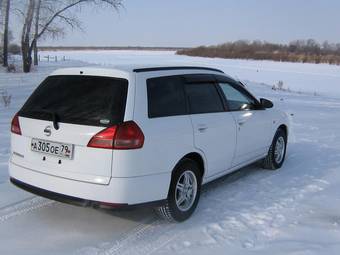 2003 Nissan Wingroad Wallpapers
