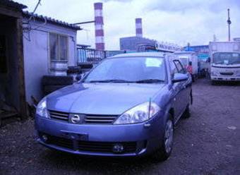 2003 Nissan Wingroad Photos
