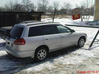 2003 Nissan Wingroad Photos