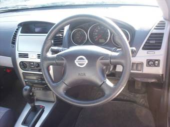 2003 Nissan Wingroad Photos