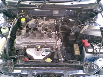 2003 Nissan Wingroad Photos