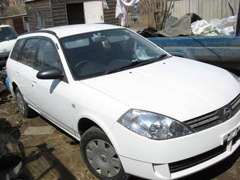 2003 Nissan Wingroad Pics