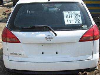 2003 Nissan Wingroad Pictures