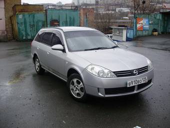 2003 Nissan Wingroad Photos