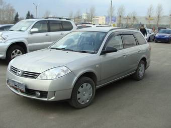2003 Nissan Wingroad Pictures