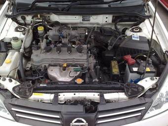 2003 Nissan Wingroad Photos