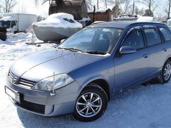 2003 Nissan Wingroad Photos
