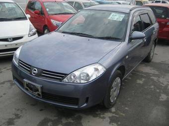 2003 Nissan Wingroad Photos