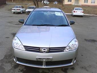 2003 Nissan Wingroad Photos