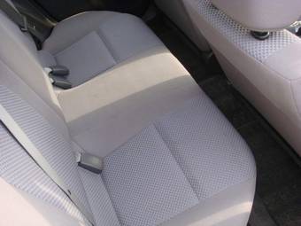 2003 Nissan Wingroad Photos