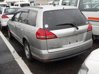 2003 Nissan Wingroad Photos