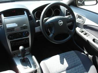2003 Nissan Wingroad Pics
