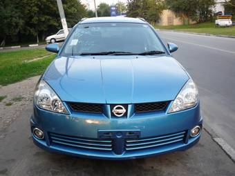 2003 Nissan Wingroad Pictures