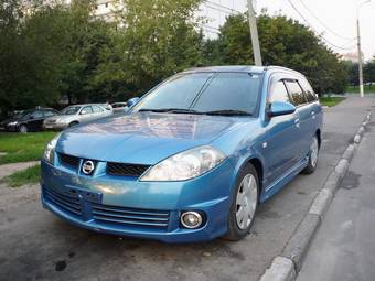 2003 Nissan Wingroad Photos