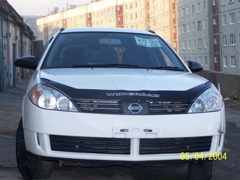 2003 Nissan Wingroad Photos