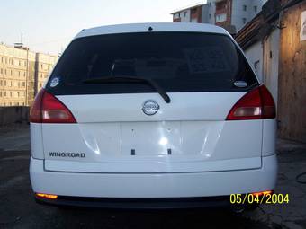 2003 Nissan Wingroad Pictures