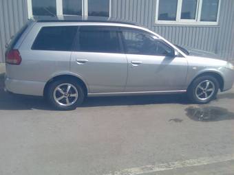 2003 Nissan Wingroad Photos