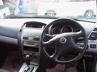 2003 Nissan Wingroad Pictures