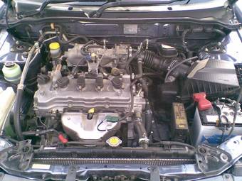 2003 Nissan Wingroad Photos